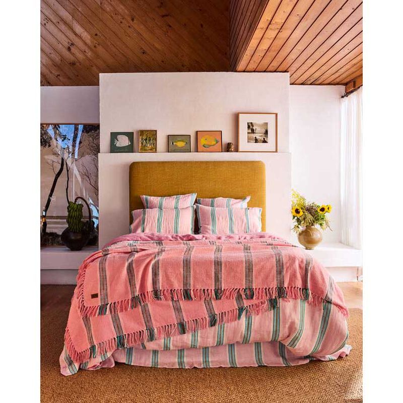 Kip&Co Tickled Pink Stripe Linen European Pillowcases 2P Set image number 3